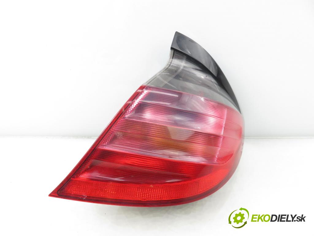 MERCEDES-BENZ KLASA C coupe (CL203) COUPE 2001 120,00 C 200 Kompressor (203.745) - M 111.955 1998,00 světlo pravé zadní A2038200664