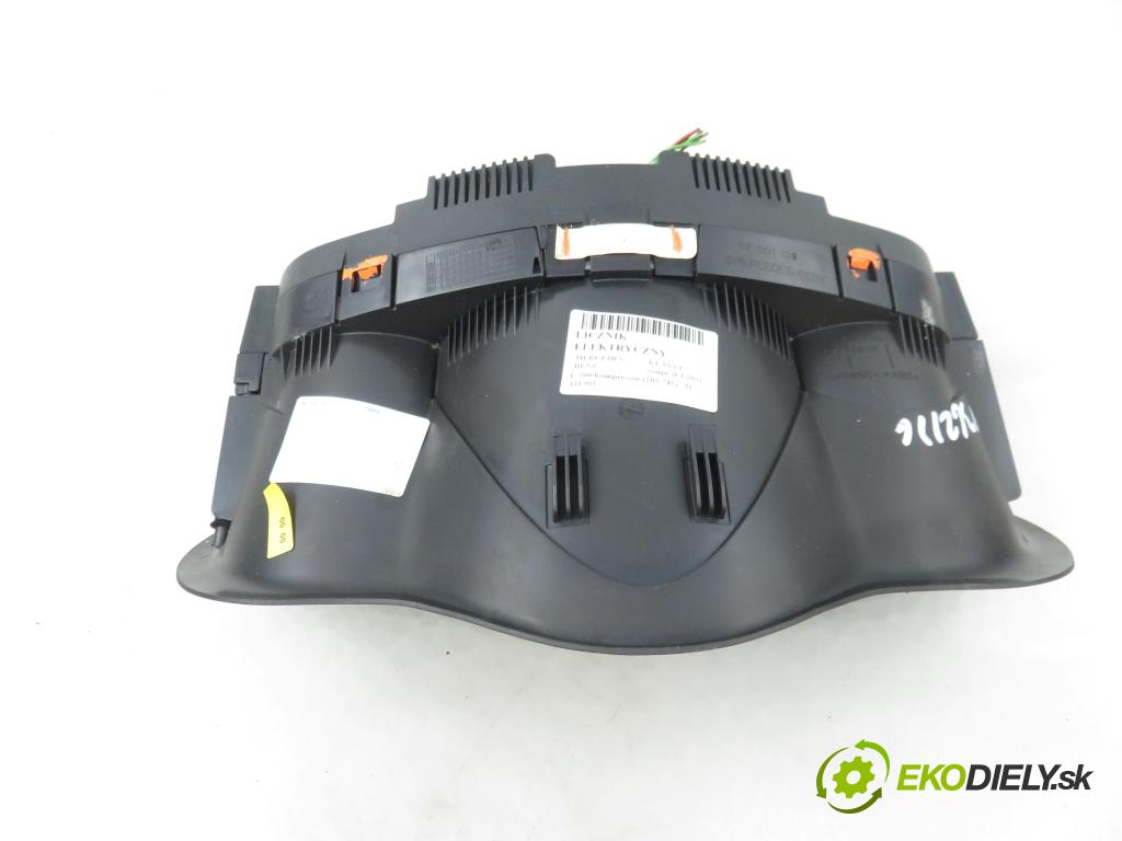 MERCEDES-BENZ KLASA C coupe (CL203) COUPE 2001 120,00 C 200 Kompressor (203.745) - M 111.955 1998,00 Prístrojovka elektrický A2035404111