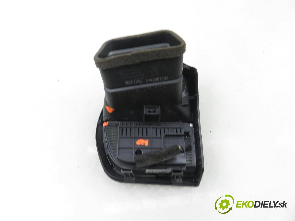 CITROEN C4 Picasso I (UD_) MINIVAN 2007 92,00 1.8 i 16V - 6FY (EW7A) 1749,00 Panel topení KLIMATRONIK 9650868977