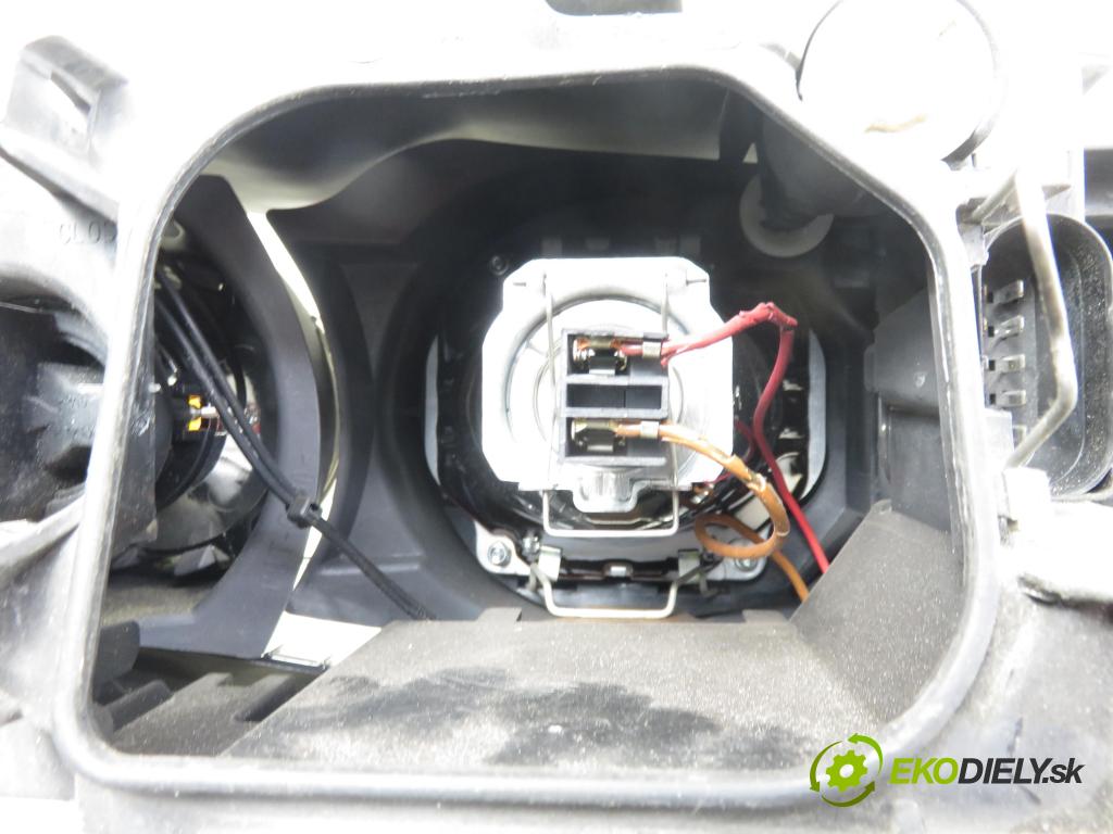 AUDI A4 (8E2, B6) SEDAN 2004 96,00 1.9 TDI PD 130 1896,00 Svetlo LP 8E0941003F