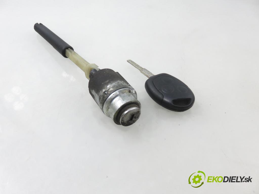 FORD FOCUS II (DA_, HCP) HB 2005 80,00 1.6 TDCi - G8DD 1560,00 zámok kapoty