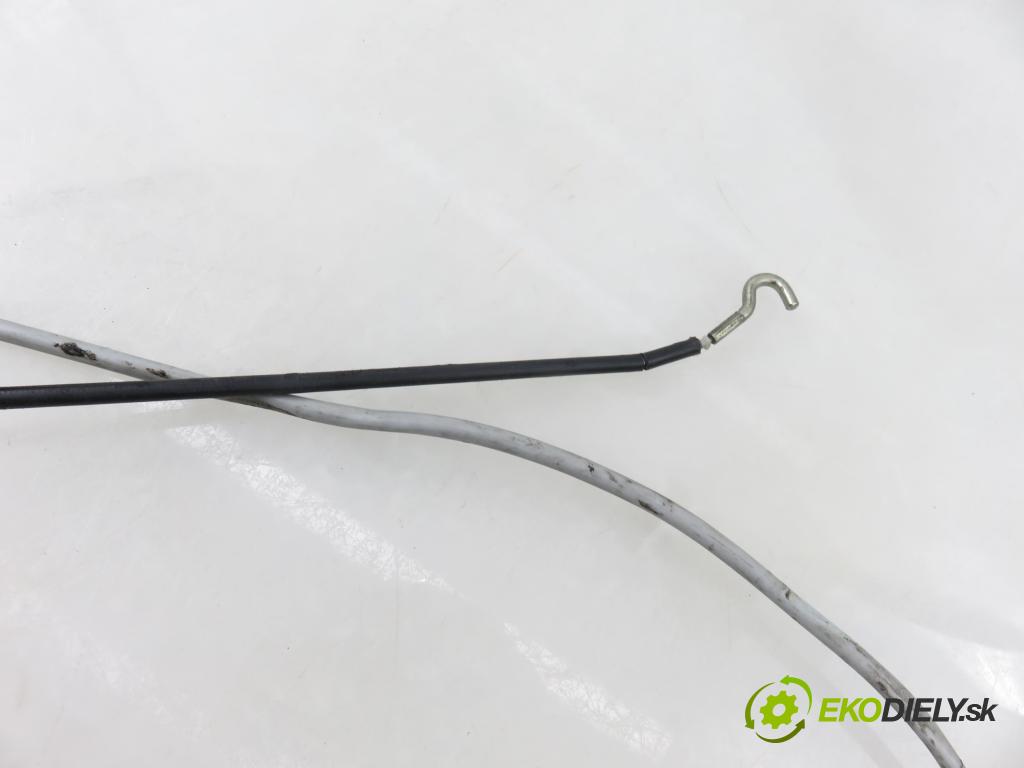 MERCEDES-BENZ KLASA C coupe (CL203) COUPE 2001 120,00 C 200 Kompressor (203.745) - M 111.955 1998,00 zámok 2037200835