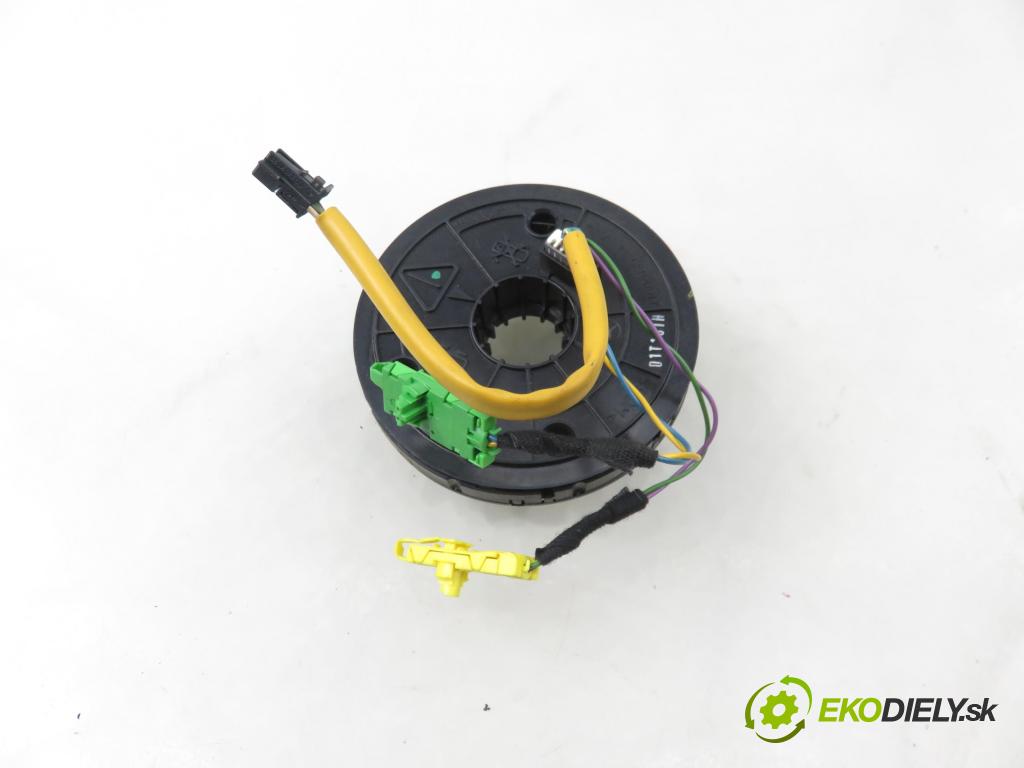 MERCEDES-BENZ KLASA C coupe (CL203) COUPE 2001 120,00 C 200 Kompressor (203.745) - M 111.955 1998,00 PÁSKA: air BAG 0025421918