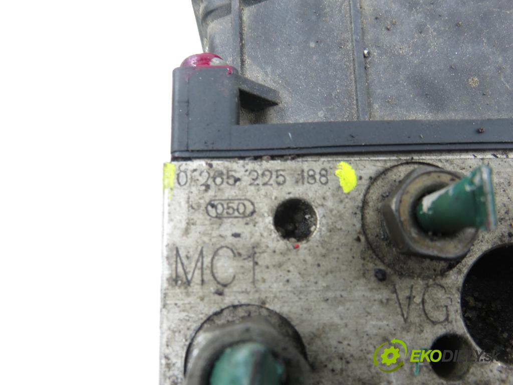 PEUGEOT 307 (3A/C) HB 2003 79,00 2.0 HDi 110 - RHS 1997,00 Pumpa ABS 0265950084 ; 9648265580 ; 0265225188 (Pumpa ABS)