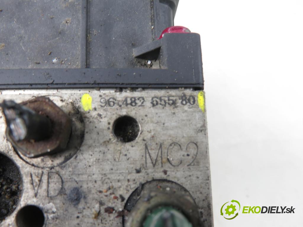 PEUGEOT 307 (3A/C) HB 2003 79,00 2.0 HDi 110 - RHS 1997,00 Pumpa ABS 0265950084 ; 9648265580 ; 0265225188 (Pumpa ABS)