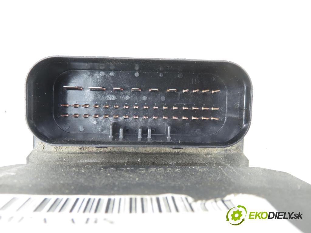 PEUGEOT 307 (3A/C) HB 2003 79,00 2.0 HDi 110 - RHS 1997,00 Pumpa ABS 0265950084 ; 9648265580 ; 0265225188 (Pumpa ABS)