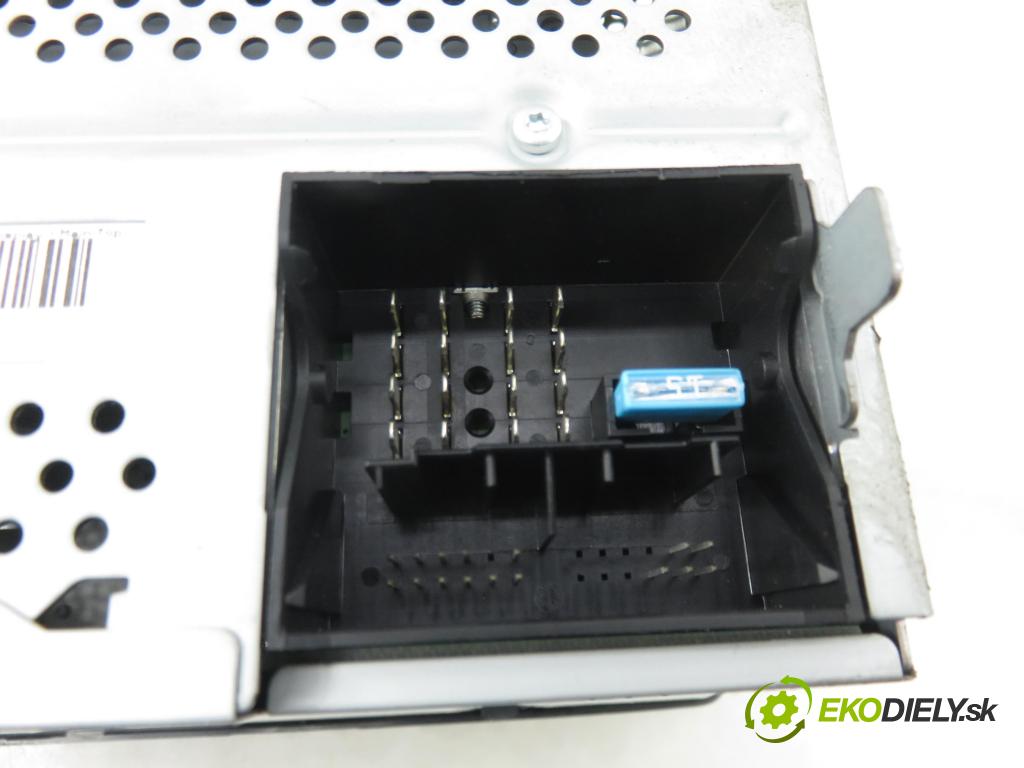 SKODA OCTAVIA II (1Z3) LIFTBACK 2012 75,00 1.6 - BSE 1595,00 RADIO CD 1Z0035161N