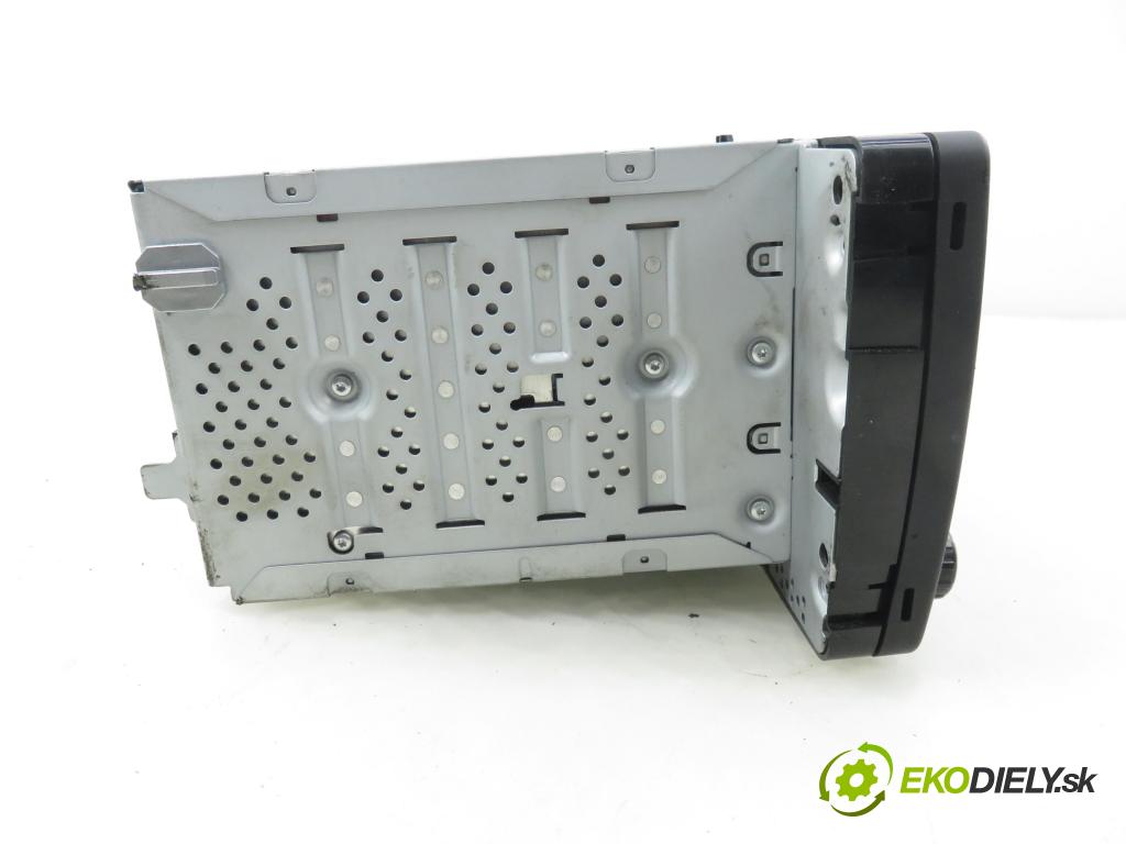 SKODA OCTAVIA II (1Z3) LIFTBACK 2012 75,00 1.6 - BSE 1595,00 RADIO CD 1Z0035161N