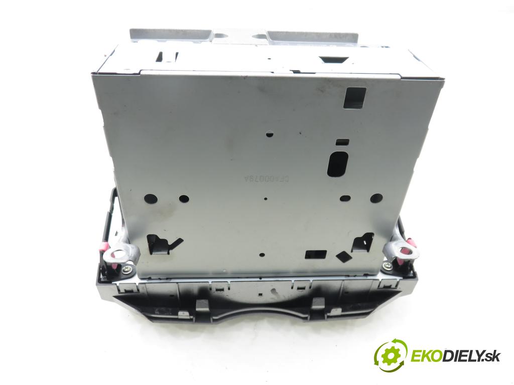 TOYOTA YARIS (_P9_) HB 2006 51,00 1.0 VVT-i (KSP90_) - 1KR-FE 998,00 RADIO CD 8612052480