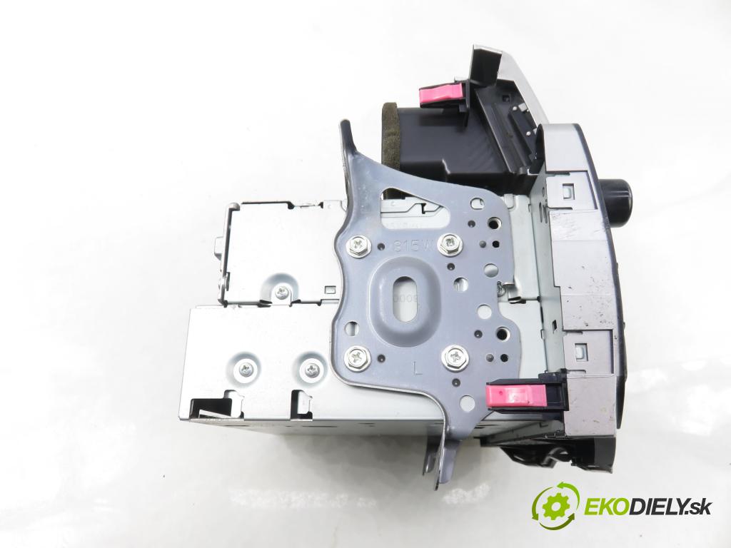 TOYOTA YARIS (_P9_) HB 2006 51,00 1.0 VVT-i (KSP90_) - 1KR-FE 998,00 RADIO CD 8612052480