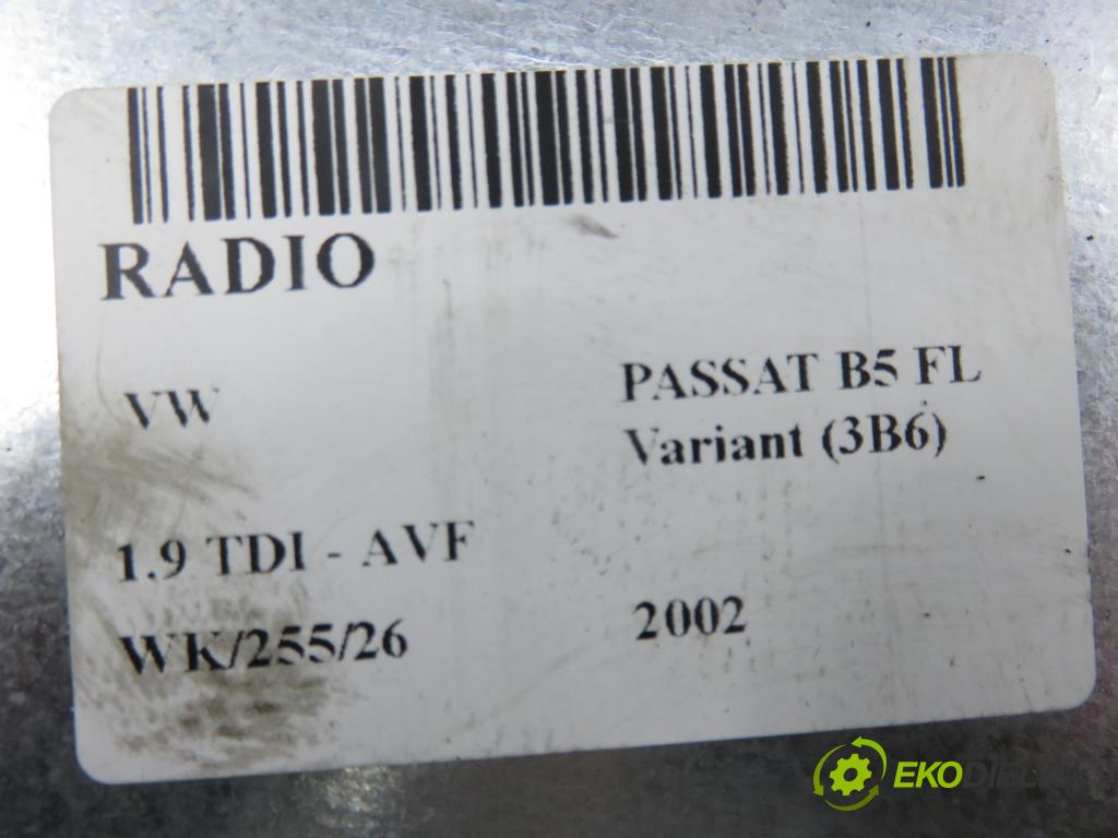 VW PASSAT B5.5 Variant (3B6) KOMBI 2002 96,00 1.9 TDI PD 130 - AVF 1896,00 RADIO modul 8631122602