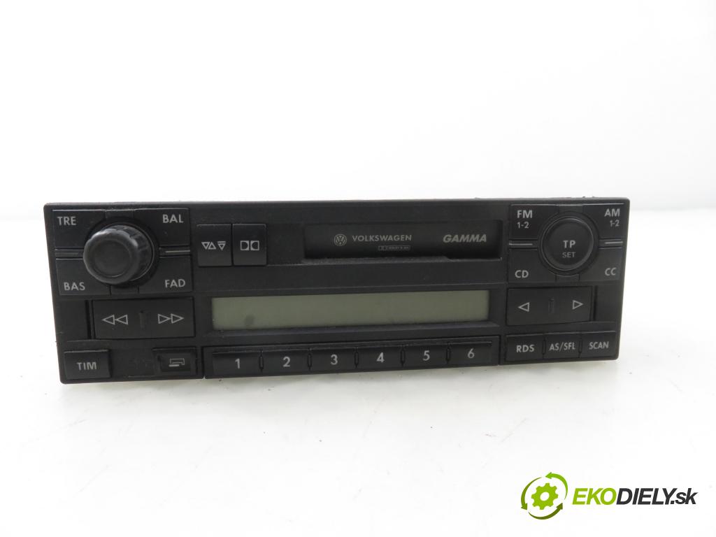 VW PASSAT B5.5 Variant (3B6) KOMBI 2002 96,00 1.9 TDI PD 130 - AVF 1896,00 RADIO Modul 8631122602