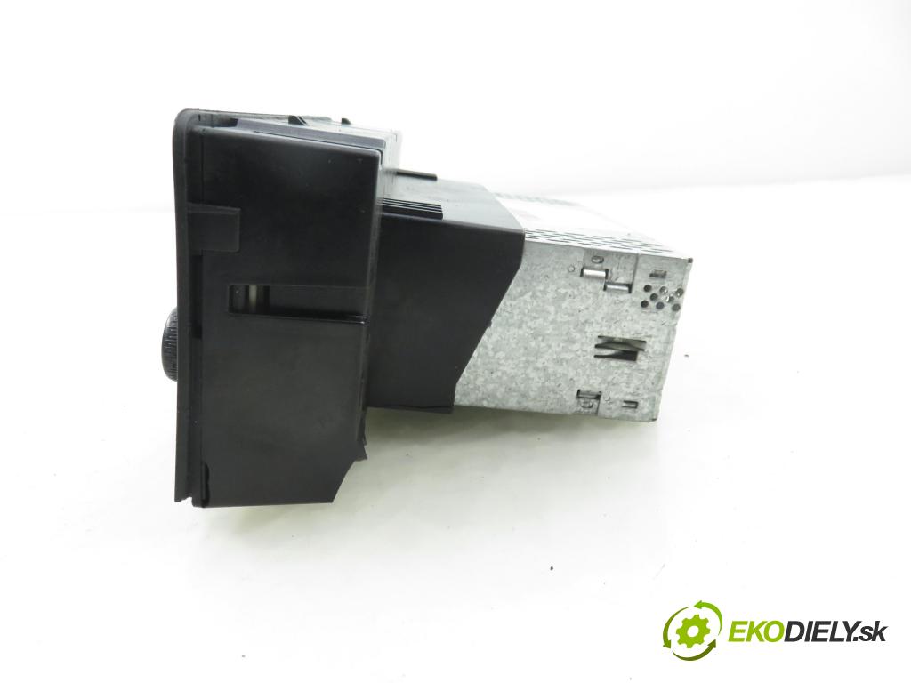 SAAB 9-3 (YS3F) SEDAN 2006 88,00 1.9 TiD - Z 19 DT 1910,00 RADIO 12768217