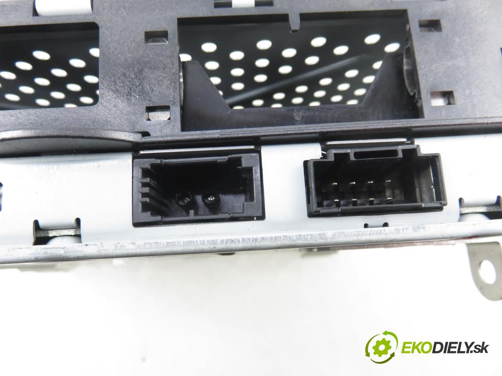 AUDI A4 Avant (8K5, B8) KOMBI 2008 100,00 2.0 TDI - CAGB 1968,00 TUNER ROZHLAS: 4F0035541N ; 4E0910541T