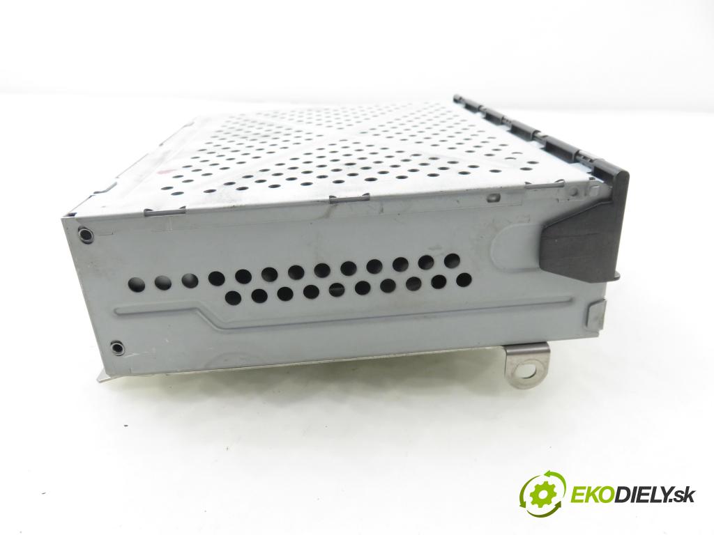 AUDI A4 Avant (8K5, B8) KOMBI 2008 100,00 2.0 TDI - CAGB 1968,00 TUNER ROZHLAS: 4F0035541N ; 4E0910541T