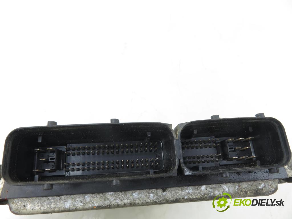 VW LT 28-46 II Skrzynia (2DA, 2DD, 2DH) FURGON 2002 80,00 2.5 TDI - ANJ 2461,00 Riadiaca jednotka Motor 074906018H ; 0281010407