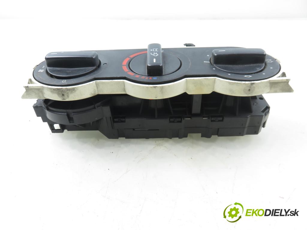 VW LT 28-46 II Skrzynia (2DA, 2DD, 2DH) FURGON 2002 80,00 2.5 TDI - ANJ 2461,00 Panel kúrenia 122489581000