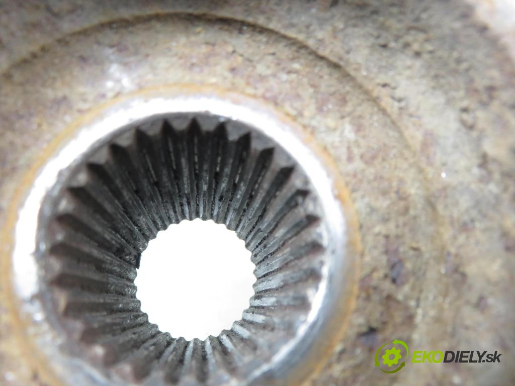 RENAULT TRAFIC II Skrzynia (FL) FURGON 2002 74,00 1.9 dCi - F9Q 760 1870,00 náboj LP ABS