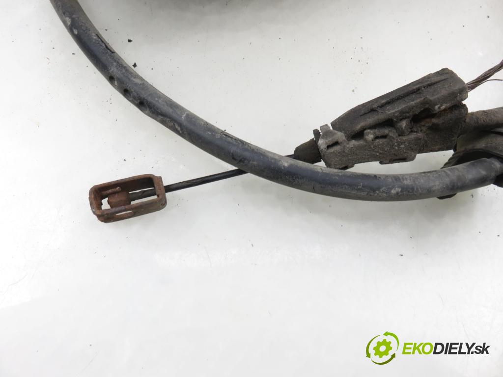 CITROEN C4 Picasso I (UD_) MINIVAN 2007 92,00 1.8 i 16V - 6FY (EW7A) 1749,00 BRZDA: ručny elektrický 9681131680