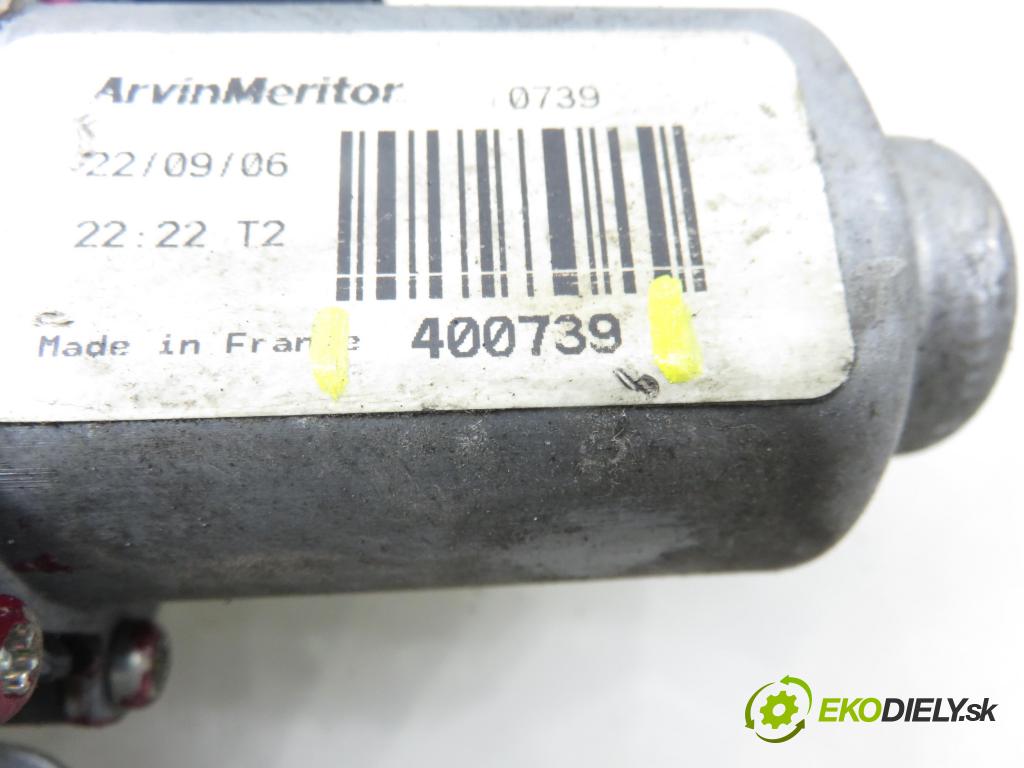 RENAULT MASTER II Skrzynia (FD) FURGON 2004 84,00 2.5 dCi 120 - G9U 724 2464,00 mechanismus oken 400739