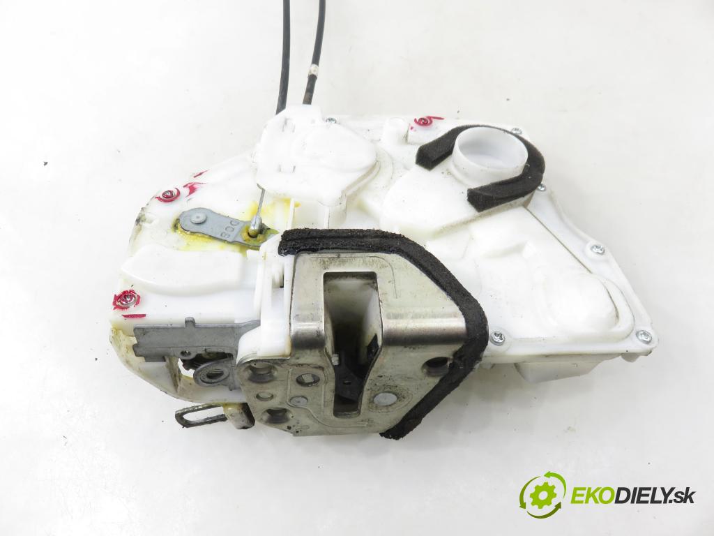 SUZUKI SWIFT III (MZ, EZ) HB 2006 68,00 1.3 4x4 (RS 413) - M13A 1328,00 zámok