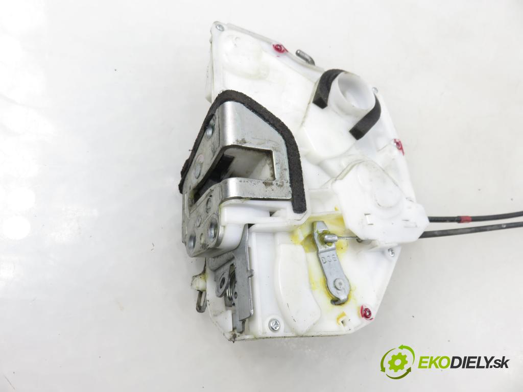 SUZUKI SWIFT III (MZ, EZ) HB 2006 68,00 1.3 4x4 (RS 413) - M13A 1328,00 zámok