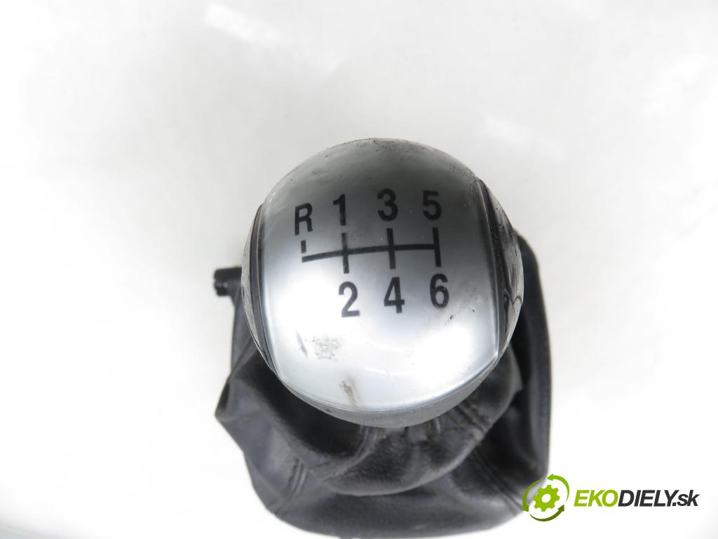 FORD TRANSIT Furgon (FA_ _) FURGON 2011 92,00 2.2 TDCi - CYFB 2198,00 ZVEDÁK: 6C1R7C453RC