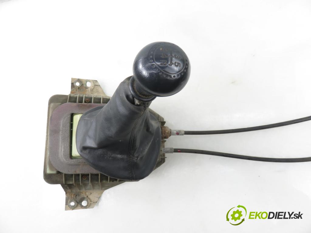 FIAT PUNTO (188_) HB 2004 44,00 1.2 60 - 188 A4.000 1242,00 ZVEDÁK: 553471830