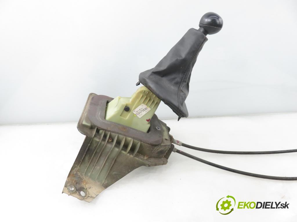 FIAT PUNTO (188_) HB 2004 44,00 1.2 60 - 188 A4.000 1242,00 ZVEDÁK: 553471830