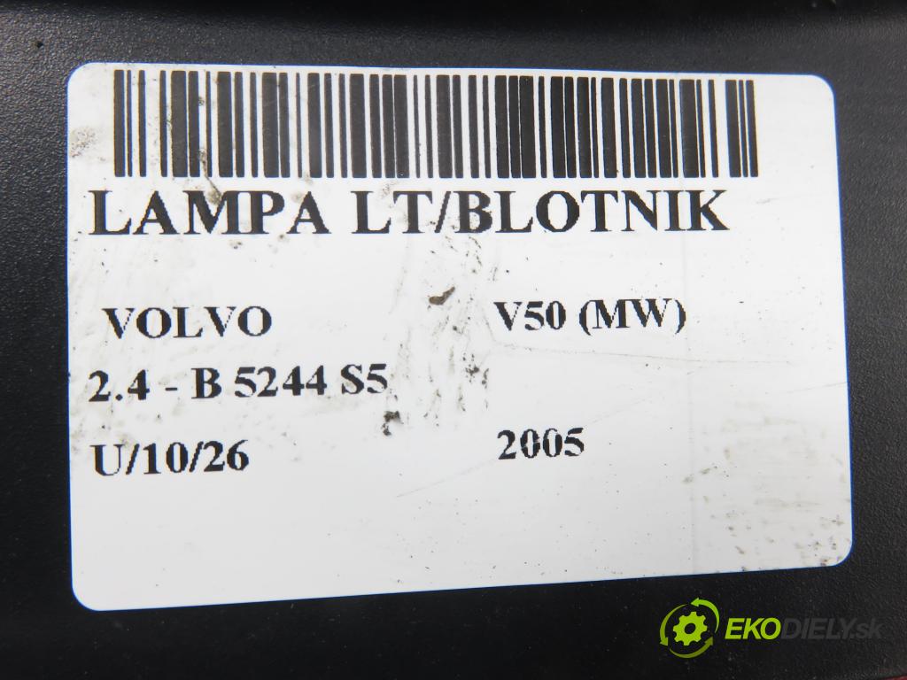 VOLVO V50 (MW) KOMBI 2005 103,00 2.4 - B 5244 S5 2435,00 světlo levé zadní 