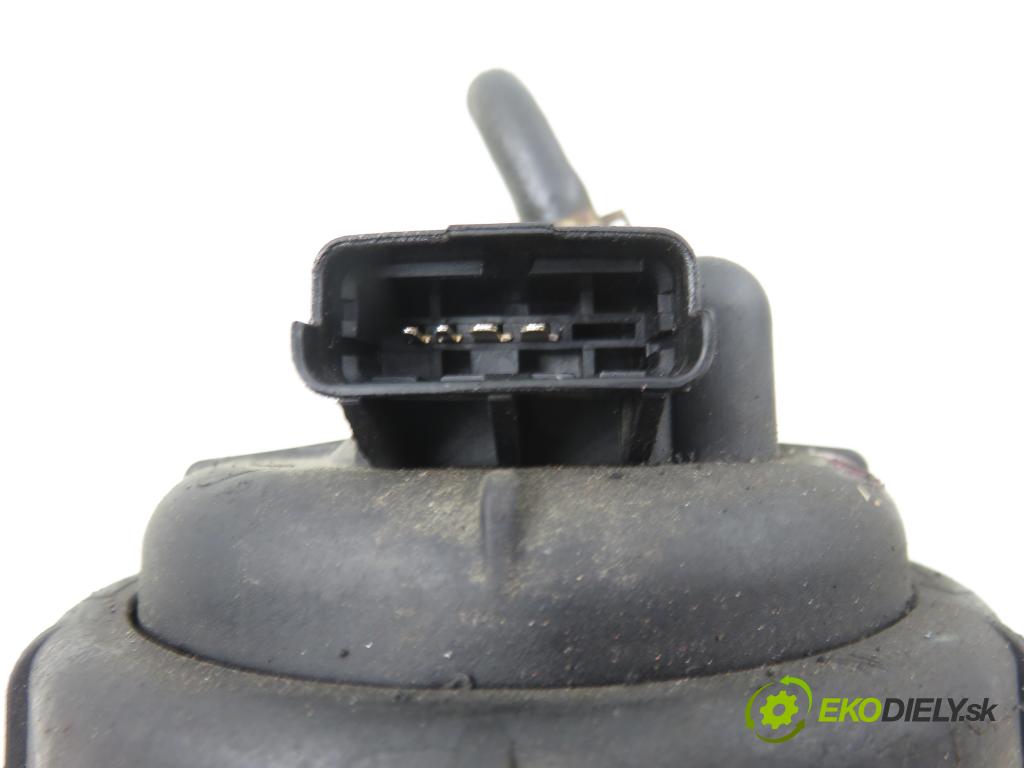 SUZUKI SWIFT III (MZ, EZ) HB 2007 51,00 1.3 DDiS (RS 413D) 69 - Z13DT 1248,00 Obal filtra paliva 13161902