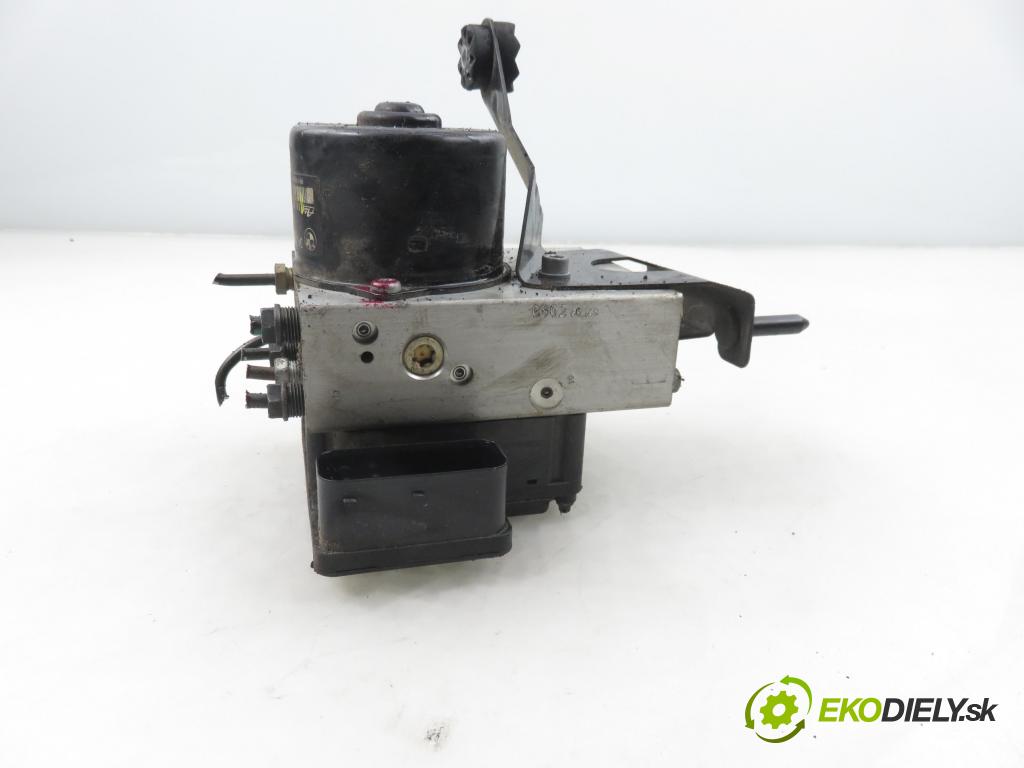 BMW 3 (E46) SEDAN 2001 100,00 320 d 136 - M47 D20 (204D1) 1951,00 Pumpa ABS 6751768 ; 10094808023 ; 6751767 (Pumpa ABS)