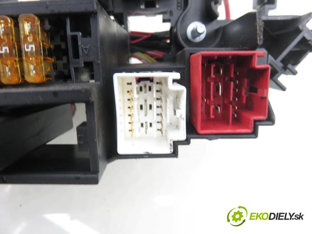 AUDI A4 Avant (8K5, B8) KOMBI 2008 100,00 2.0 TDI - CAGB 1968,00 BALÍČEK: elektrická Motor 8K1971072HE