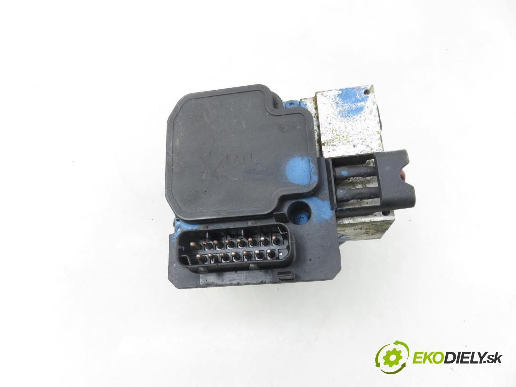 VW PASSAT B5.5 (3B3) SEDAN 2001 74,00 1.9 TDI PD 101 - AVB 1896,00 pumpa ABS 8E0614111T ; 265202401 (Pumpa ABS)