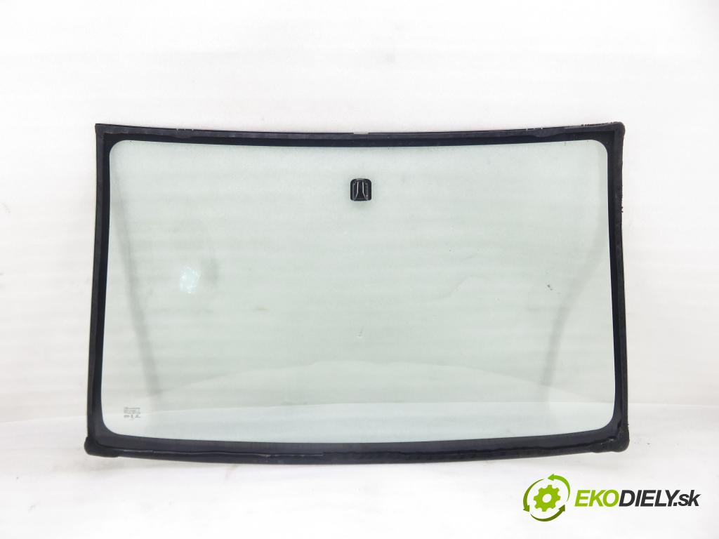 TOYOTA YARIS (_P1_) HB 2004 64,00 1.3 VVTi 87 - 2SZ-FE 1298,00 Okno čelná