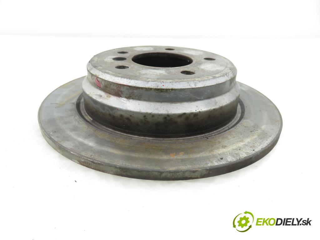 BMW 5 (E39) SEDAN 1997 110,00 520 i 150 - M52 B20 (206S3) 1991,00 Lamela kotúč brzdová zadné