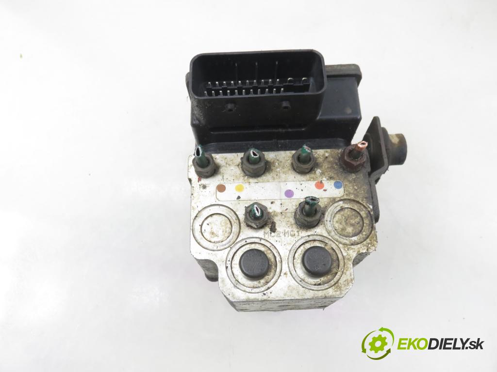 RENAULT MASTER II Skrzynia (FD) FURGON 2004 84,00 2.5 dCi 120 - G9U 724 2464,00 Pumpa ABS 13664106 ; 54084698D ; 8200196053 (Pumpa ABS)