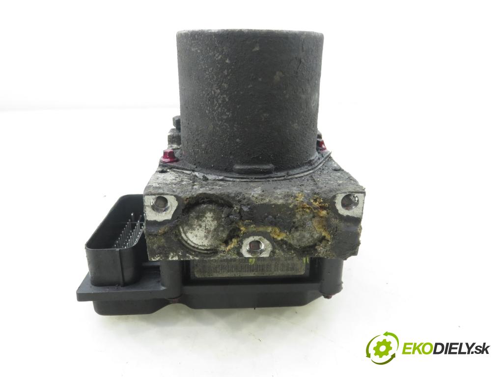 FORD TRANSIT Furgon (FA_ _) FURGON 2006 81,00 2.2 TDCi - QVFA 2198,00 Pumpa ABS 0265800419 ; 6C112M110BC ; 0265231531 (Pumpa ABS)