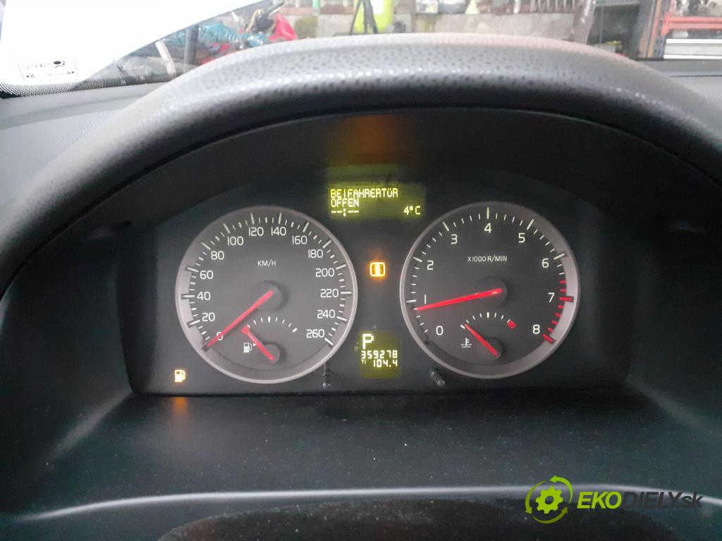 VOLVO V50 (MW) KOMBI 2005 103,00 2.4 - B 5244 S5 2435,00 Prístrojovka elektrický 30669182