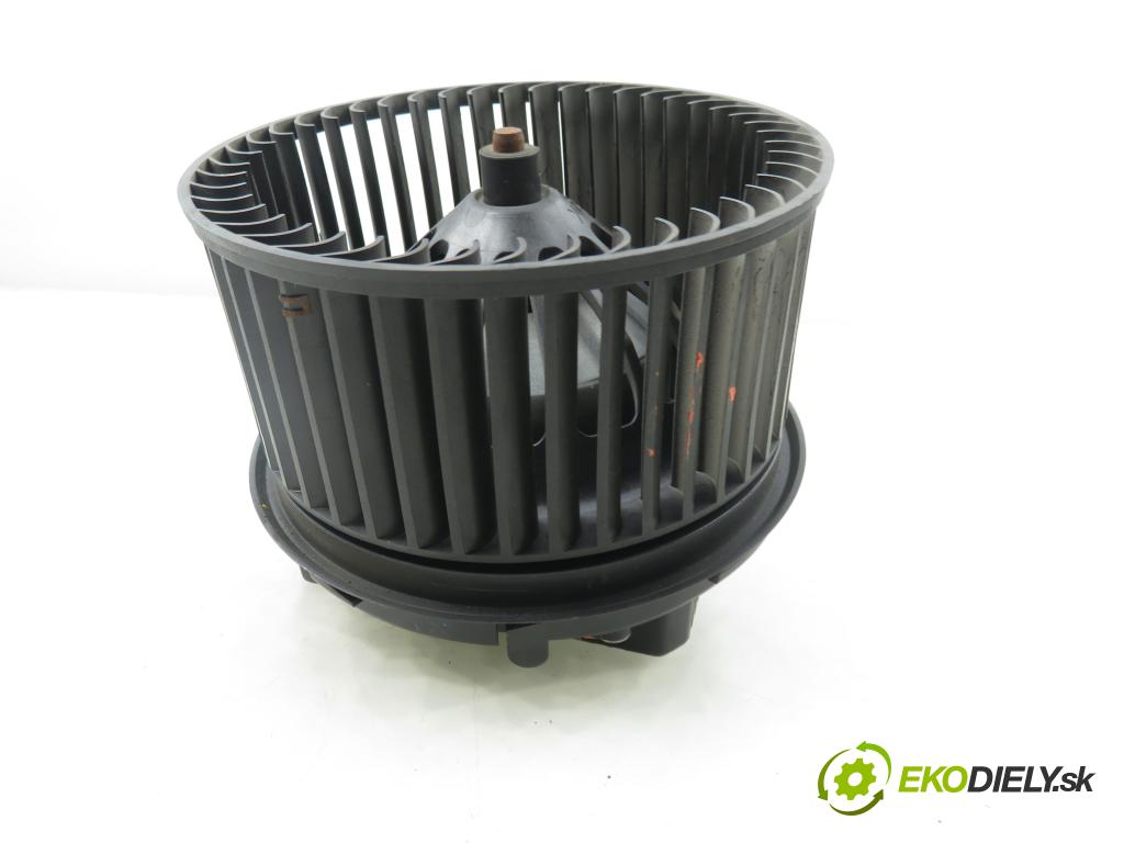 VOLVO V50 (MW) KOMBI 2005 103,00 2.4 - B 5244 S5 2435,00 ventilátor větráku 4M5H18456CC