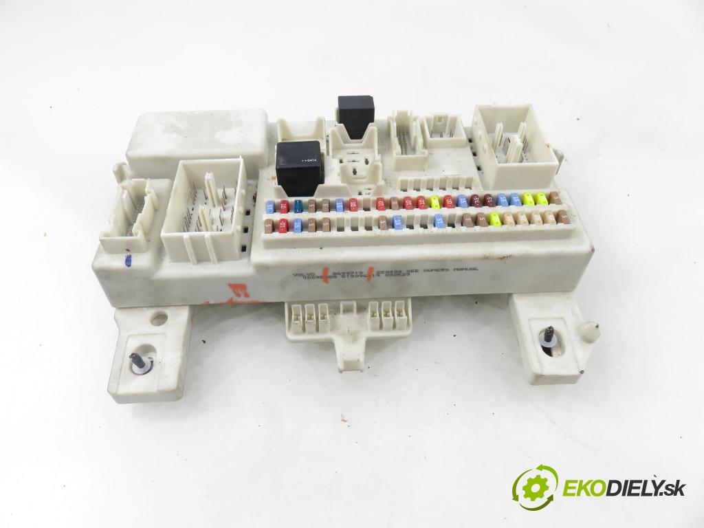 VOLVO V50 (MW) KOMBI 2005 103,00 2.4 - B 5244 S5 2435,00 MODUL BSI 8690719