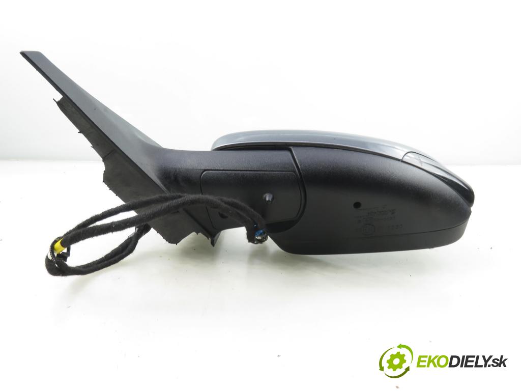 VOLVO V50 (MW) KOMBI 2005 103,00 2.4 - B 5244 S5 2435,00 Spätné zrkadlo LE