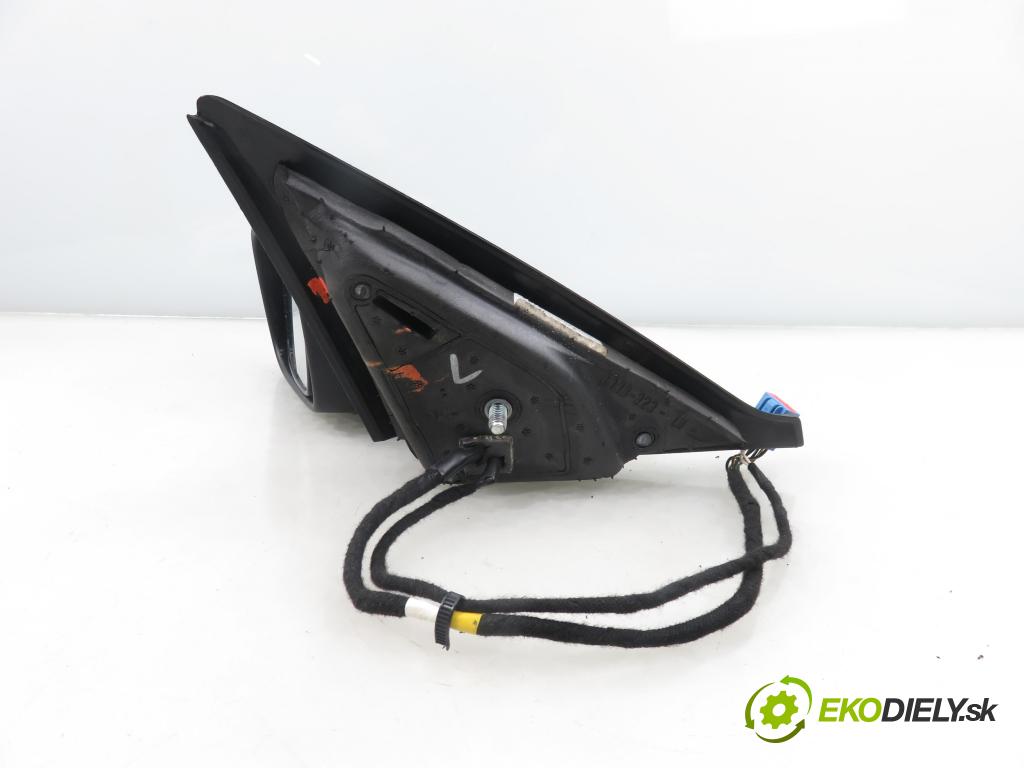 VOLVO V50 (MW) KOMBI 2005 103,00 2.4 - B 5244 S5 2435,00 Spätné zrkadlo LE