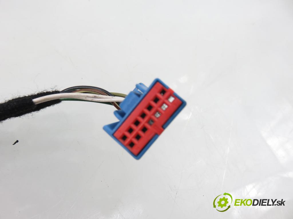 VOLVO V50 (MW) KOMBI 2005 103,00 2.4 - B 5244 S5 2435,00 Spätné zrkadlo LE