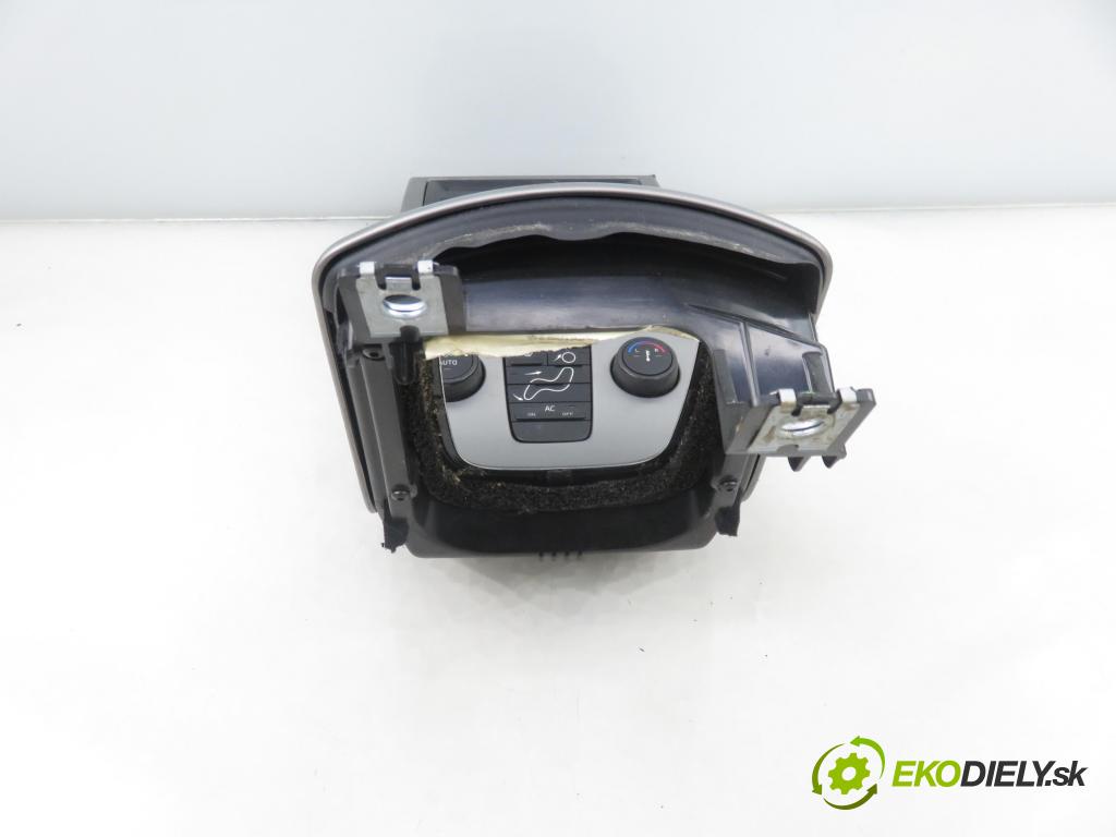 VOLVO V50 (MW) KOMBI 2005 103,00 2.4 - B 5244 S5 2435,00 Panel kúrenia KLIMATRONIK