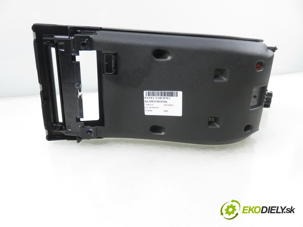 VOLVO V50 (MW) KOMBI 2005 103,00 2.4 - B 5244 S5 2435,00 Panel kúrenia KLIMATRONIK