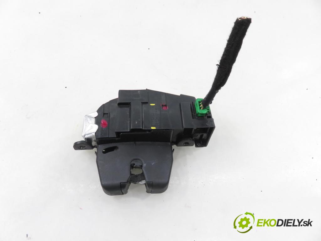 CITROEN C4 Picasso I (UD_) MINIVAN 2007 92,00 1.8 i 16V - 6FY (EW7A) 1749,00 zámok dverí kufor EL. 9660403980