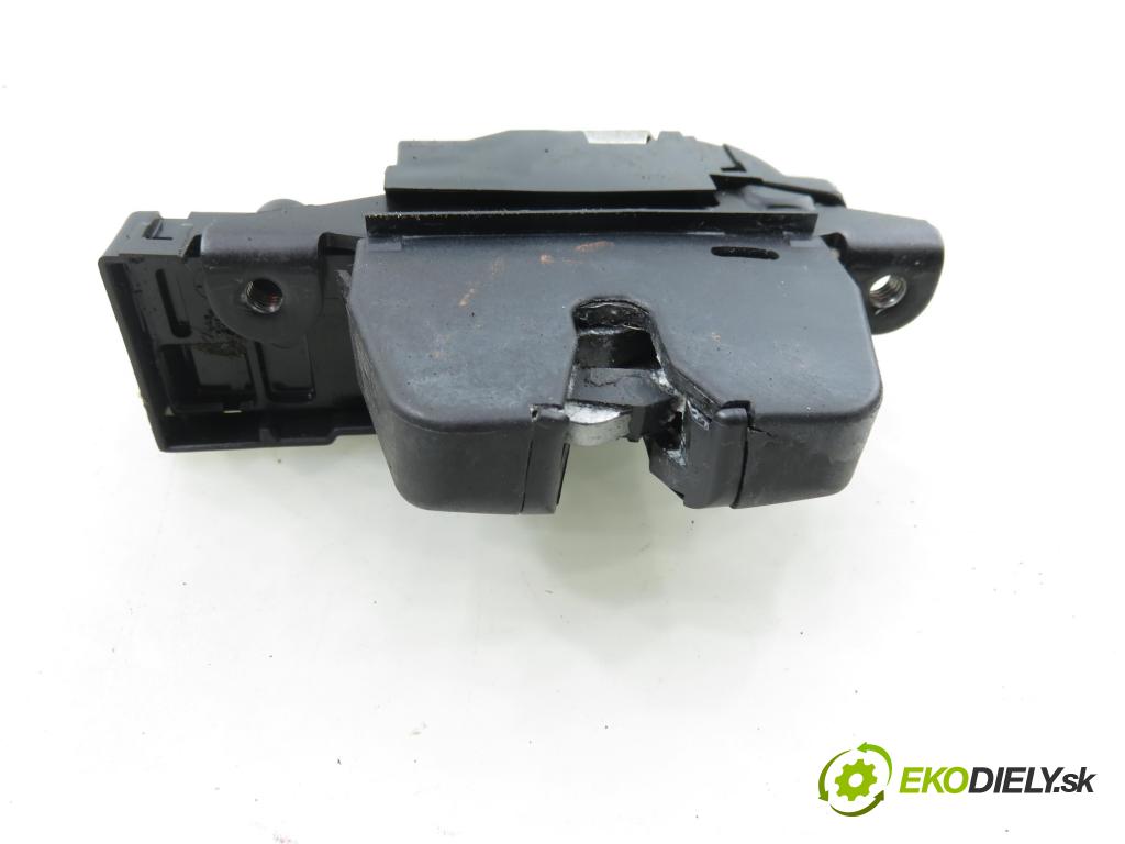 CITROEN C4 Picasso I (UD_) MINIVAN 2007 92,00 1.8 i 16V - 6FY (EW7A) 1749,00 zámok dverí kufor EL. 9660403980