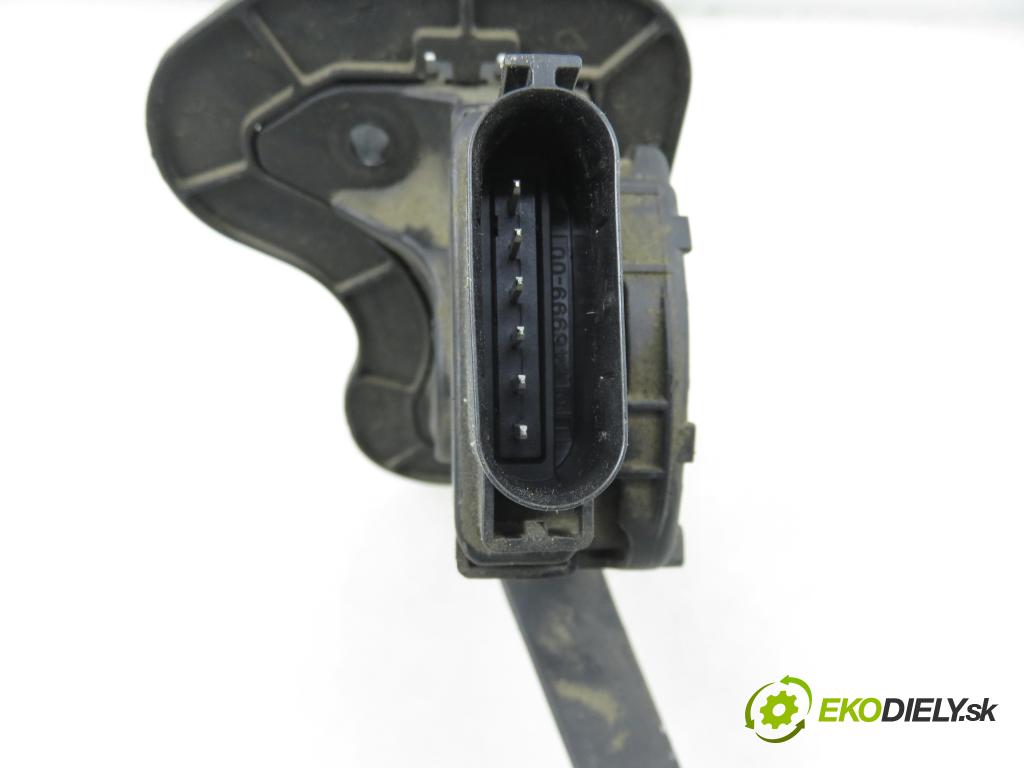 FORD TRANSIT Furgon (FA_ _) FURGON 2011 92,00 2.2 TDCi - CYFB 2198,00 Potenciometer plynu 6PV00923821 ; CC119F836AA (Potenciometer plynového pedálu)