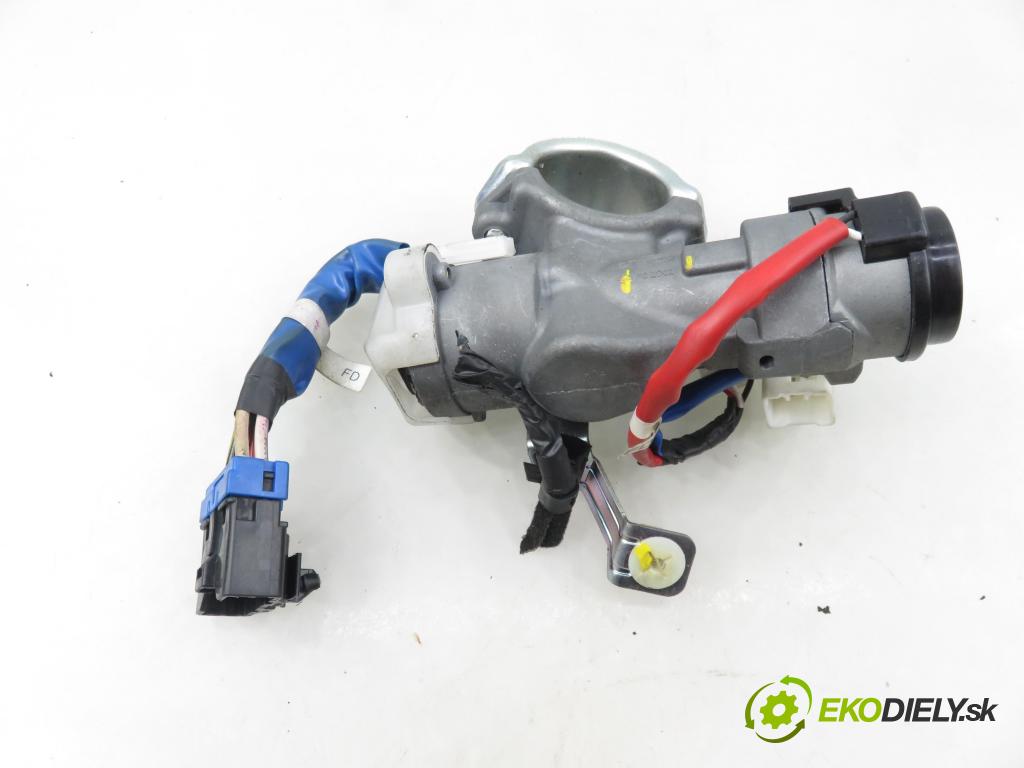 HYUNDAI i30 (FD) HB 2009 66,00 1.6 CRDi 1582,00 spínačka FDZDC2 (Spínací skříňka)